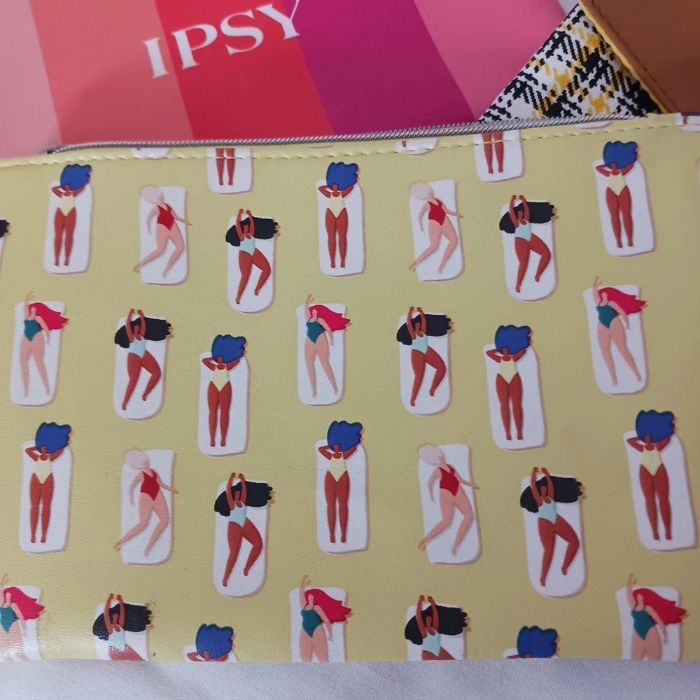 Ipsy‎ Lot of 3 Cosmetic Makeup Bags Multicolor Zip Pouches with Zipper Closure